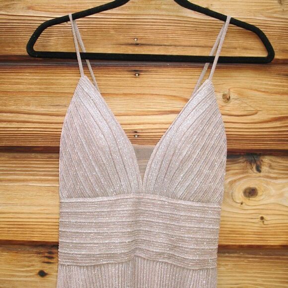 Mac Duggal 30725 Womens SHIMMER PLEATED V NECK GOWN Oscars - Picture 10 of 16